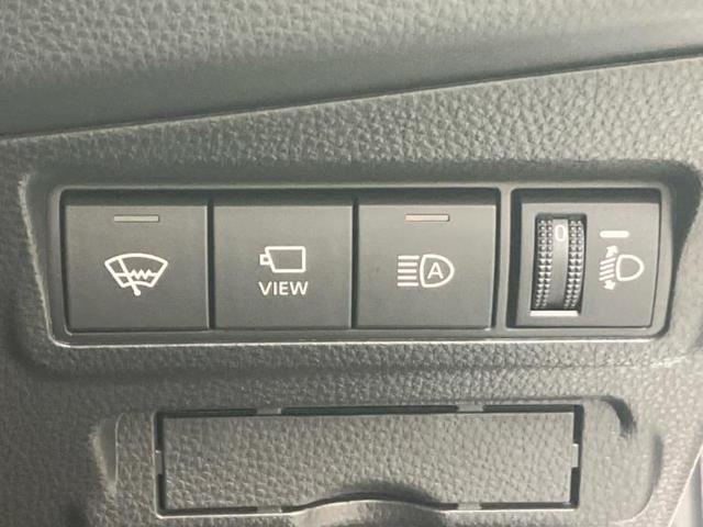 カローラクロス ハイブリッドZ 保証書/ディスプレイオーディオ+ナビ9インチ/トヨタセーフティセンス/シートヒーター 前席/パノラミックビューモニター/車線逸脱防止支援システム/パーキングアシスト バックガイド 衝突被害軽減システム(28枚目)