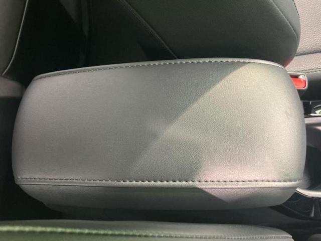 カローラクロス ハイブリッドZ 保証書/ディスプレイオーディオ+ナビ9インチ/トヨタセーフティセンス/シートヒーター 前席/パノラミックビューモニター/車線逸脱防止支援システム/パーキングアシスト バックガイド 衝突被害軽減システム(31枚目)