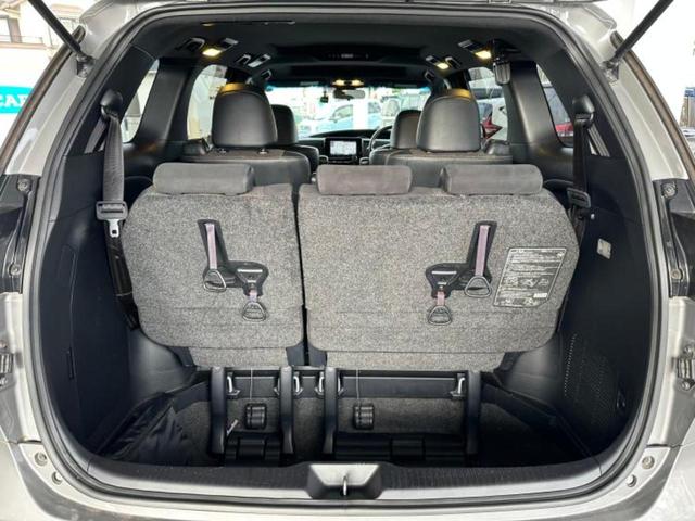 エスティマ アエラスプレミアム 新品タイヤ/サンルーフ/純正 9インチ SDナビ/衝突安全装置/両側電動スライドドア/車線逸脱防止支援システム/シート ハーフレザー/パーキングアシスト バックガイド 衝突被害軽減システム 電動シート(8枚目)