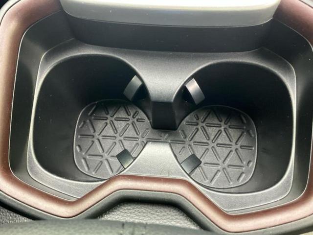 RAV4 4WD G Zパッケージ 新品タイヤ/ディスプレイオーディオ+ナビ/デジタルインナーミラー/トヨタセーフティセンス/シートヒーター 前席/パノラミックビューモニター/車線逸脱防止支援システム/シート 合皮 衝突被害軽減システム(39枚目)