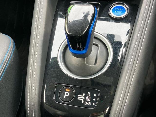 キックス Ｘ　新品タイヤ／保証書／純正　９インチ　ＳＤナビ／インテリジェントルームミラー／エマージェンシーブレーキ／シートヒーター　前席／アラウンドビューモニター／車線逸脱防止支援システム／シート　ハーフレザー（17枚目）