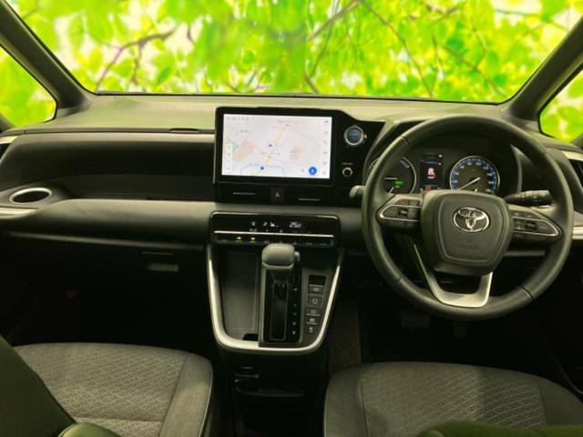 ノア ハイブリッドS-G 保証書/ディスプレイオーディオ+ナビ/フリップダウンモニター 純正 13.2インチ/トヨタセーフティセンス/電動スライドドア/車線逸脱防止支援システム 衝突被害軽減システム バックカメラ 後席モニター(4枚目)