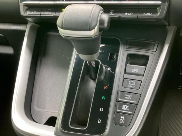 ノア ハイブリッドS-G 保証書/ディスプレイオーディオ+ナビ/フリップダウンモニター 純正 13.2インチ/トヨタセーフティセンス/電動スライドドア/車線逸脱防止支援システム 衝突被害軽減システム バックカメラ 後席モニター(17枚目)