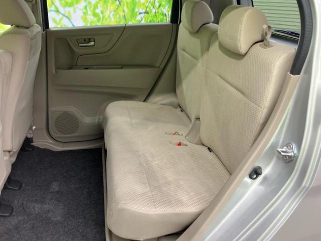 ＷＥＣＡＲＳでは各商談席に大型モニターをご用意しております！見やすい大画面でゆったりと全国の在庫をご覧いただけます！是非ご来店お待ちしております！