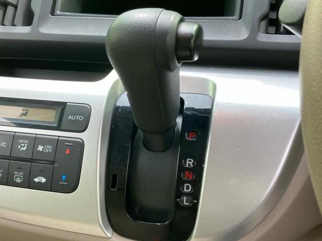 ＷＥＣＡＲＳの展示場では実際に見て、触ってお車をお選びいただけます！知識の豊富な営業スタッフが様々なカーライフをご提案いたします！