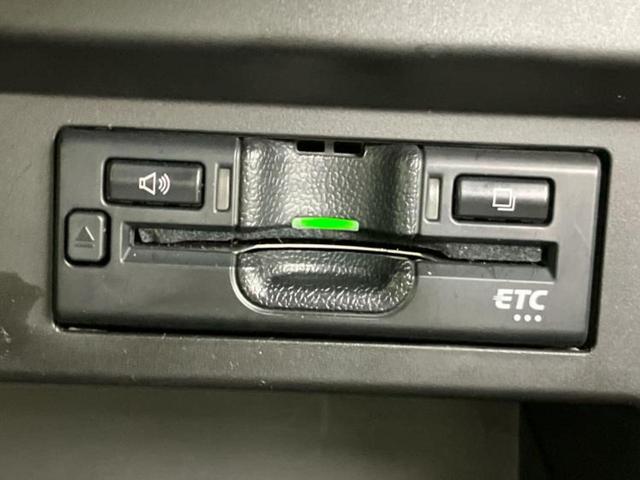 ソリオバンディット 4WDバンディットハイブリッドMV 新品タイヤ/純正 9インチ メモリーナビ/セーフティサポート(スズキ)/両側電動スライドドア/シートヒーター 前席/全方位モニター用カメラ/車線逸脱防止支援システム 衝突被害軽減システム 全周囲カメラ(18枚目)