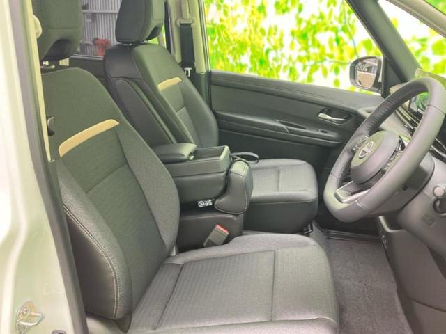 セレナ ｅパワーハイウェイスターＶ　保証書／純正　１２．３インチ　メモリーナビ／インテリジェントルームミラー／エマージェンシーブレーキ／両側電動スライドドア／アラウンドビューモニター／車線逸脱防止支援システム／プロパイロット　禁煙車（6枚目）