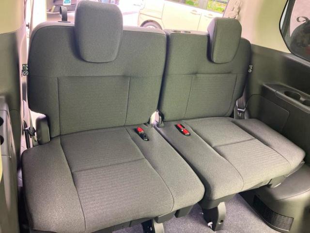 セレナ ｅパワーハイウェイスターＶ　保証書／純正　１２．３インチ　メモリーナビ／インテリジェントルームミラー／エマージェンシーブレーキ／両側電動スライドドア／アラウンドビューモニター／車線逸脱防止支援システム／プロパイロット　禁煙車（8枚目）