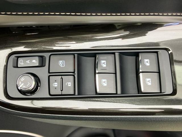 ハリアー プレミアム　純正エアロ／純正　９インチ　ＳＤナビ／トヨタセーフティセンス／車線逸脱防止支援システム／シート　ハーフレザー／パーキングアシスト　バックガイド／電動バックドア／ドライブレコーダー　純正　フルエアロ（29枚目）