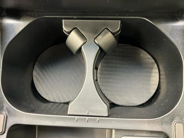 ハリアー プレミアム　純正エアロ／純正　９インチ　ＳＤナビ／トヨタセーフティセンス／車線逸脱防止支援システム／シート　ハーフレザー／パーキングアシスト　バックガイド／電動バックドア／ドライブレコーダー　純正　フルエアロ（34枚目）