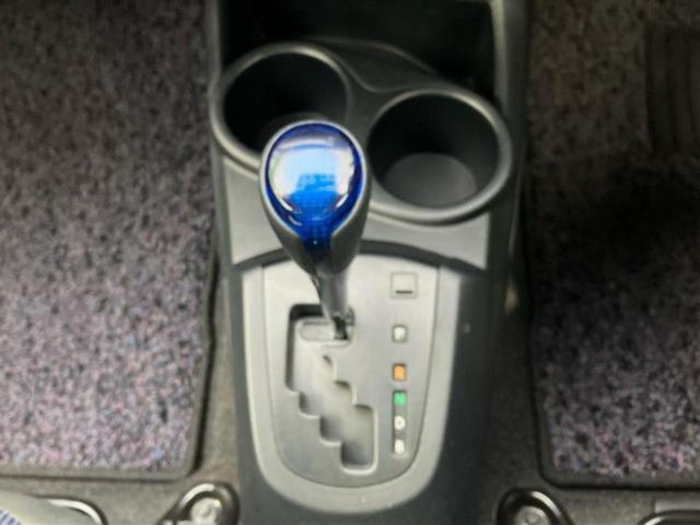 アクア Ｓ　新品タイヤ／純正　ＳＤナビ／パーキングアシスト　バックガイド／Ｂｌｕｅｔｏｏｔｈ接続／ＥＴＣ／ＥＢＤ付ＡＢＳ／横滑り防止装置／アイドリングストップ／バックモニター／ワンセグＴＶ／ＤＶＤ　バックカメラ（17枚目）