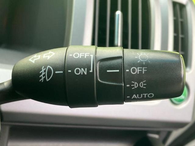 ステップワゴンスパーダ スパーダZクールスピリット 純正 SDナビ/フリップダウンモニター/両側電動スライドドア/マルチビューカメラシステム/シート ハーフレザー/パーキングアシスト バックガイド/ヘッドランプ HID/USBジャック バックカメラ(14枚目)