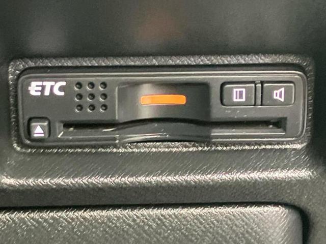 ステップワゴンスパーダ スパーダZクールスピリット 純正 SDナビ/フリップダウンモニター/両側電動スライドドア/マルチビューカメラシステム/シート ハーフレザー/パーキングアシスト バックガイド/ヘッドランプ HID/USBジャック バックカメラ(17枚目)