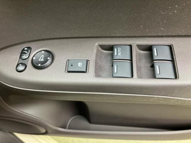 N-ONE セレクト 新品タイヤ/純正 SDナビ/シティーブレーキアクティブシステム(ホンダ)/シートヒーター 前席/ドライブレコーダー 純正/ヘッドランプ HID/USBジャック/Bluetooth接続/ETC ドラレコ(28枚目)