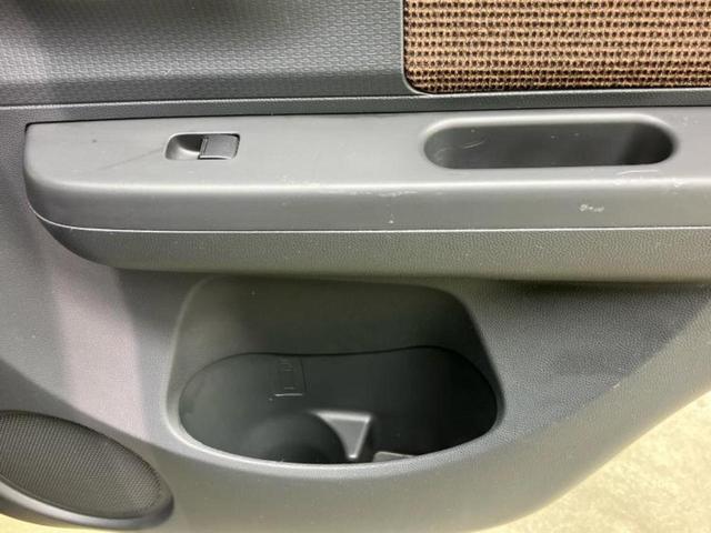 アルトラパン Ｘ　新品タイヤ／ＥＢＤ付ＡＢＳ／エアバッグ　運転席／エアバッグ　助手席／衝突安全ボディ／アルミホイール　純正　１４インチ／パワーウインドウ／エンジンスタートボタン／キーレススタートシステム　盗難防止装置（41枚目）