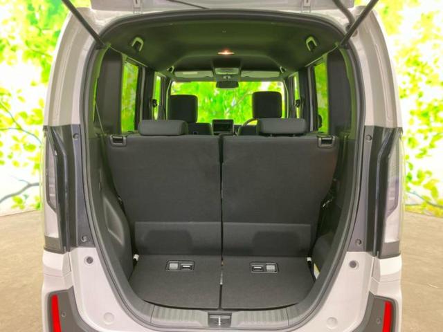 Ｎ－ＢＯＸカスタム ヒョウジュン　保証書／ホンダセンシング／電動スライドドア／シートヒーター　前席／車線逸脱防止支援システム／ヘッドランプ　ＬＥＤ／ＥＢＤ付ＡＢＳ／横滑り防止装置／アイドリングストップ／禁煙車／エアバッグ　運転席（7枚目）