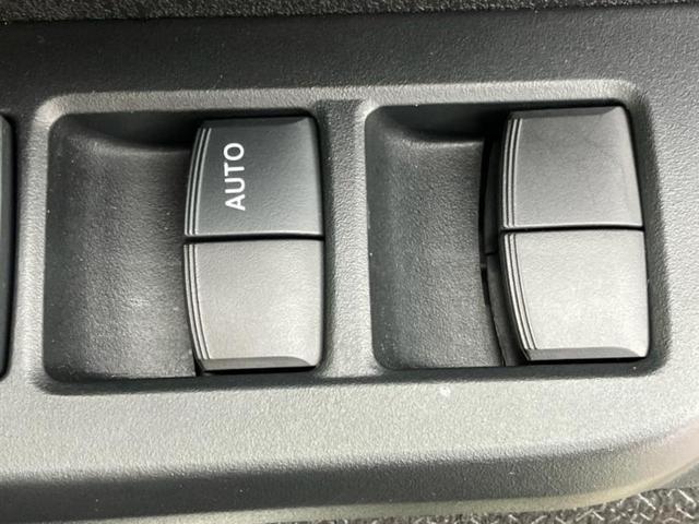 Ｎ－ＢＯＸカスタム ヒョウジュン　保証書／ホンダセンシング／電動スライドドア／シートヒーター　前席／車線逸脱防止支援システム／ヘッドランプ　ＬＥＤ／ＥＢＤ付ＡＢＳ／横滑り防止装置／アイドリングストップ／禁煙車／エアバッグ　運転席（17枚目）