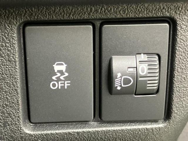 Ｎ－ＢＯＸカスタム ヒョウジュン　保証書／ホンダセンシング／電動スライドドア／シートヒーター　前席／車線逸脱防止支援システム／ヘッドランプ　ＬＥＤ／ＥＢＤ付ＡＢＳ／横滑り防止装置／アイドリングストップ／禁煙車／エアバッグ　運転席（30枚目）