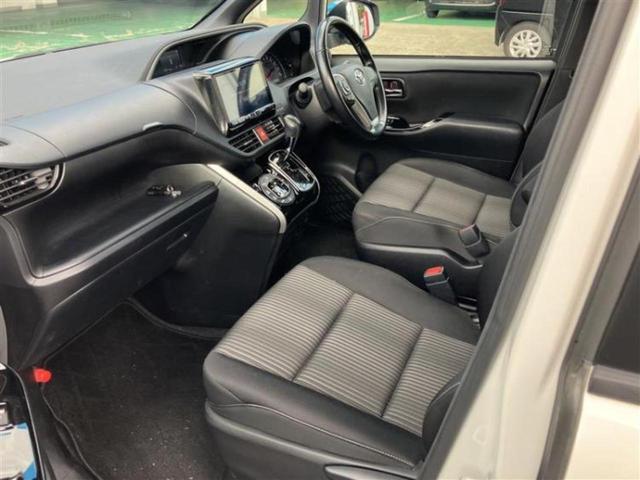 ヴォクシー ＺＳキラメキ　新品タイヤ／社外　９インチ　ＳＤナビ／フリップダウンモニター　社外　１０．１インチ／トヨタセーフティセンス／両側電動スライドドア／車線逸脱防止支援システム／ドライブレコーダー　社外　バックカメラ（6枚目）