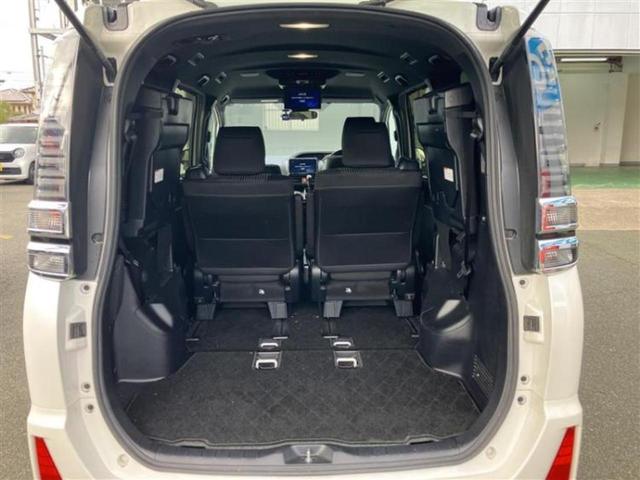 ヴォクシー ＺＳキラメキ　新品タイヤ／社外　９インチ　ＳＤナビ／フリップダウンモニター　社外　１０．１インチ／トヨタセーフティセンス／両側電動スライドドア／車線逸脱防止支援システム／ドライブレコーダー　社外　バックカメラ（8枚目）