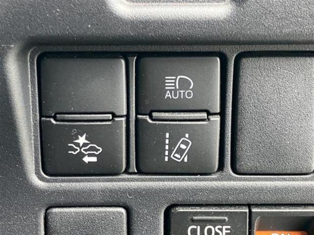 ヴォクシー ＺＳキラメキ　新品タイヤ／社外　９インチ　ＳＤナビ／フリップダウンモニター　社外　１０．１インチ／トヨタセーフティセンス／両側電動スライドドア／車線逸脱防止支援システム／ドライブレコーダー　社外　バックカメラ（12枚目）