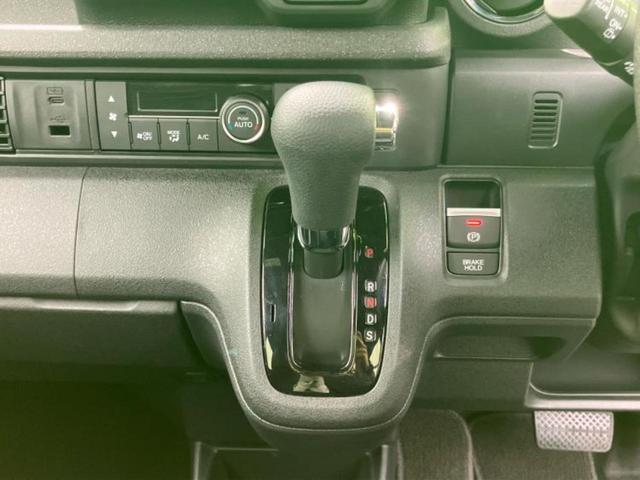 Ｎ－ＢＯＸカスタム ヒョウジュン　新品タイヤ／保証書／ホンダセンシング／電動スライドドア／シートヒーター　前席／車線逸脱防止支援システム／ヘッドランプ　ＬＥＤ／ＥＢＤ付ＡＢＳ／横滑り防止装置／アイドリングストップ／禁煙車　盗難防止装置（13枚目）