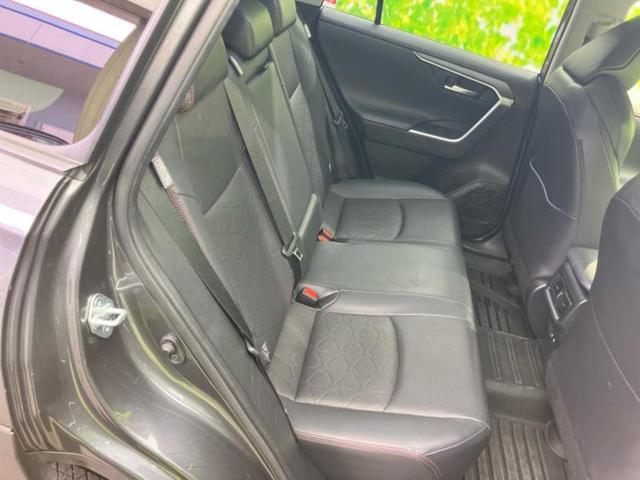 ＲＡＶ４ ４ＷＤアドベンチャーオフロードパッケージ　新品タイヤ／ディスプレイオーディオ９インチ／トヨタセーフティセンス／エアーシート　前席／車線逸脱防止支援システム／シート　合皮／ヘッドランプ　ＬＥＤ／ＵＳＢジャック／Ｂｌｕｅｔｏｏｔｈ接続　電動シート（6枚目）