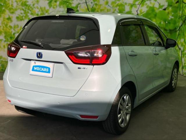 フィット ｅＨＥＶホーム　保証書／純正　９インチ　ＳＤナビ／ホンダセンシング／シートヒーター　前席／車線逸脱防止支援システム／シート　ハーフレザー／ドライブレコーダー　前後／ヘッドランプ　ＬＥＤ／ＵＳＢジャック　バックカメラ（3枚目）