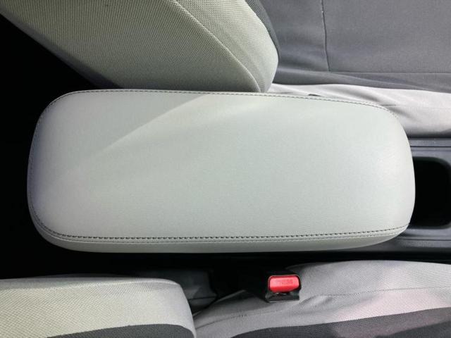 フィット ｅＨＥＶホーム　保証書／純正　９インチ　ＳＤナビ／ホンダセンシング／シートヒーター　前席／車線逸脱防止支援システム／シート　ハーフレザー／ドライブレコーダー　前後／ヘッドランプ　ＬＥＤ／ＵＳＢジャック　バックカメラ（32枚目）