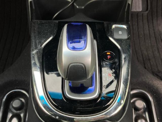 フィットハイブリッド ハイブリッド・Ｓパッケージ　新品タイヤ／社外　ＳＤナビ／シティーブレーキアクティブシステム（ホンダ）／ヘッドランプ　ＬＥＤ／Ｂｌｕｅｔｏｏｔｈ接続／ＥＴＣ／ＥＢＤ付ＡＢＳ／横滑り防止装置／アイドリングストップ　バックカメラ（18枚目）