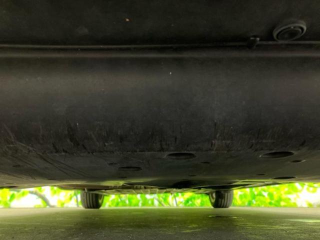 フィットハイブリッド ハイブリッド・Ｓパッケージ　新品タイヤ／社外　ＳＤナビ／シティーブレーキアクティブシステム（ホンダ）／ヘッドランプ　ＬＥＤ／Ｂｌｕｅｔｏｏｔｈ接続／ＥＴＣ／ＥＢＤ付ＡＢＳ／横滑り防止装置／アイドリングストップ　バックカメラ（45枚目）