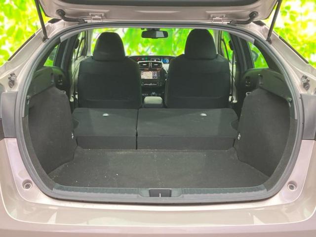 プリウス Ａ　純正　ＳＤナビ／トヨタセーフティセンス／車線逸脱防止支援システム／ヘッドランプ　ＬＥＤ／Ｂｌｕｅｔｏｏｔｈ接続／ＥＴＣ／ＥＢＤ付ＡＢＳ／横滑り防止装置／アイドリングストップ／クルーズコントロール（8枚目）