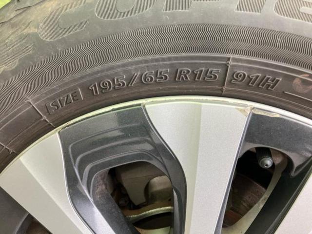 プリウス Ａ　純正　ＳＤナビ／トヨタセーフティセンス／車線逸脱防止支援システム／ヘッドランプ　ＬＥＤ／Ｂｌｕｅｔｏｏｔｈ接続／ＥＴＣ／ＥＢＤ付ＡＢＳ／横滑り防止装置／アイドリングストップ／クルーズコントロール（48枚目）