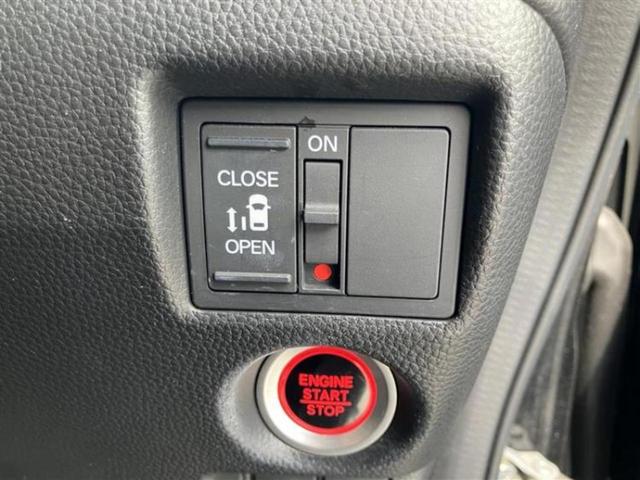 Ｎ－ＢＯＸカスタム Ｌ　新品タイヤ／純正　ＳＤナビ／衝突安全装置／電動スライドドア／シートヒーター／車線逸脱防止支援システム／ヘッドランプ　ＬＥＤ／ＥＴＣ／ＥＢＤ付ＡＢＳ／横滑り防止装置／アイドリングストップ　ワンオーナー（13枚目）