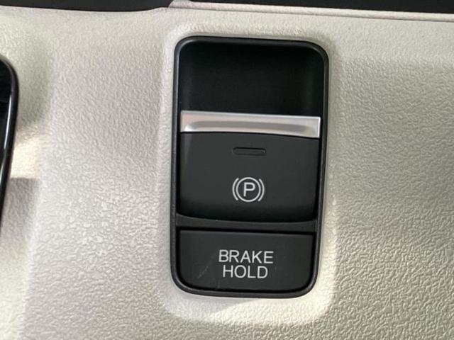 Ｎ－ＢＯＸ ヒョウジュン　保証書／ホンダセンシング／電動スライドドア／シートヒーター　前席／車線逸脱防止支援システム／ヘッドランプ　ＬＥＤ／ＥＢＤ付ＡＢＳ／横滑り防止装置／アイドリングストップ／禁煙車／エアバッグ　運転席（18枚目）