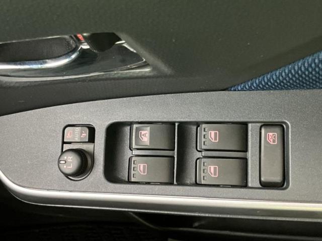 ルーミー カスタムＧ－Ｔ　純正　ＳＤナビ／スマートアシスト（トヨタ・ダイハツ）／両側電動スライドドア／シートヒーター　前席／パノラミックビューモニター／車線逸脱防止支援システム／ドライブレコーダー　純正　ターボ　全周囲カメラ（30枚目）