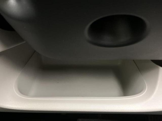 Ｎ－ＢＯＸ ヒョウジュン　保証書／ホンダセンシング／電動スライドドア／シートヒーター　前席／車線逸脱防止支援システム／ヘッドランプ　ＬＥＤ／ＥＢＤ付ＡＢＳ／横滑り防止装置／アイドリングストップ／禁煙車／エアバッグ　運転席（33枚目）