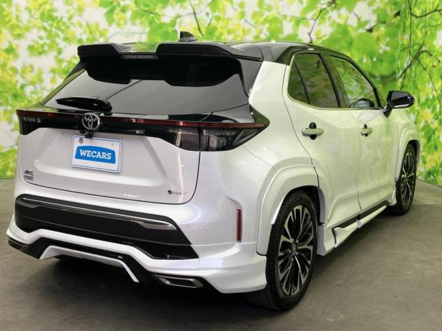 ヤリスクロス ハイブリッドＺ　新品タイヤ／純正エアロ／ディスプレイオーディオ＋ナビ８インチ／トヨタセーフティセンス／シートヒーター　前席／パノラミックビューモニター／車線逸脱防止支援システム／シート　ハーフレザー　全周囲カメラ（3枚目）