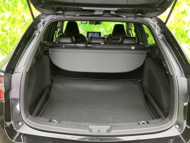 カローラツーリング ハイブリッドダブルバイビー　モデリスタエアロ／ディスプレイオーディオ９インチ／トヨタセーフティセンス／シートヒーター　前席／車線逸脱防止支援システム／シート　ハーフレザー／ドライブレコーダー　社外／ヘッドランプ　ＬＥＤ　ＴＶ（8枚目）