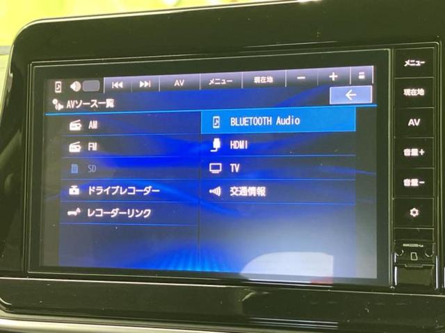 ノート Ｘ　保証書／純正　９インチ　メモリーナビ／インテリジェントルームミラー／エマージェンシーブレーキ／アラウンドビューモニター／車線逸脱防止支援システム／ドライブレコーダー　前後／ヘッドランプ　ＬＥＤ（13枚目）