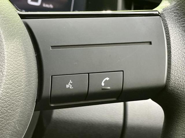 ノート Ｘ　保証書／純正　９インチ　メモリーナビ／インテリジェントルームミラー／エマージェンシーブレーキ／アラウンドビューモニター／車線逸脱防止支援システム／ドライブレコーダー　前後／ヘッドランプ　ＬＥＤ（27枚目）