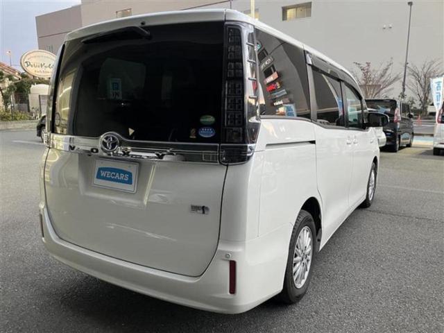 ヴォクシー ハイブリッドX 純正 SDナビ/両側電動スライドドア/ヘッドランプ LED/Bluetooth接続/ETC/EBD付ABS/横滑り防止装置/アイドリングストップ/バックモニター/ワンセグTV/エアバッグ 運転席(3枚目)