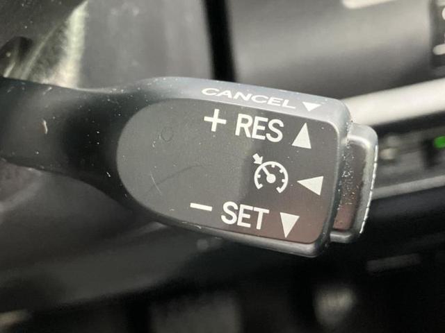 エスクァイア ハイブリッドＧｉ　ＴＲＤエアロ／社外　９インチ　ＳＤナビ／フリップダウンモニター／両側電動スライドドア／シートヒーター　前席／車線逸脱防止支援システム／シート　合皮／ドライブレコーダー　社外／ヘッドランプ　ＬＥＤ（29枚目）