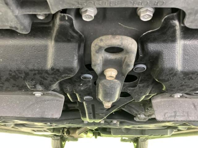 エスクァイア ハイブリッドＧｉ　ＴＲＤエアロ／社外　９インチ　ＳＤナビ／フリップダウンモニター／両側電動スライドドア／シートヒーター　前席／車線逸脱防止支援システム／シート　合皮／ドライブレコーダー　社外／ヘッドランプ　ＬＥＤ（48枚目）