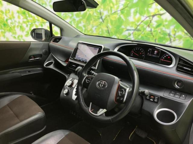 シエンタ Ｇクエロ　純正　９インチ　メモリーナビ／トヨタセーフティセンス／両側電動スライドドア／シートヒーター　前席／パノラミックビューモニター／車線逸脱防止支援システム／シート　ハーフレザー／ヘッドランプ　ＬＥＤ（5枚目）