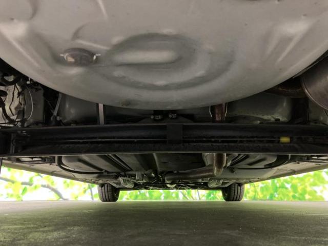 シエンタ Ｇクエロ　純正　９インチ　メモリーナビ／トヨタセーフティセンス／両側電動スライドドア／シートヒーター　前席／パノラミックビューモニター／車線逸脱防止支援システム／シート　ハーフレザー／ヘッドランプ　ＬＥＤ（40枚目）