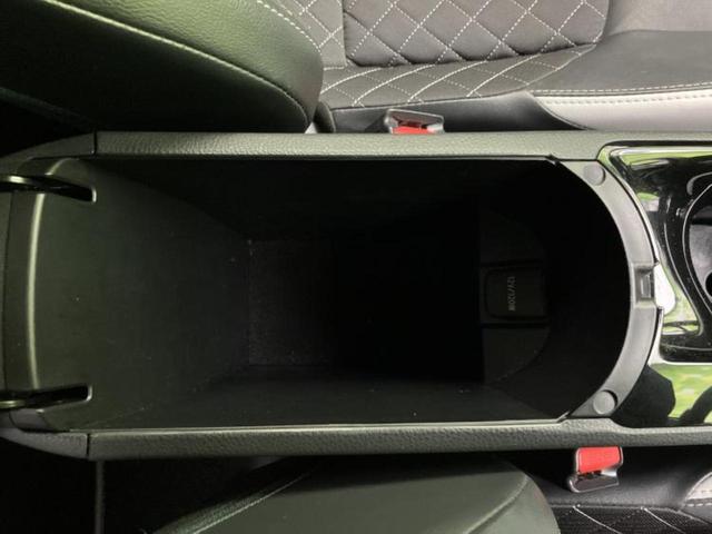 C-HR Gモードネロ 純正 9インチ SDナビ/トヨタセーフティセンス/シートヒーター 運転席/車線逸脱防止支援システム/シート 合皮/ヘッドランプ LED/ETC/EBD付ABS/横滑り防止装置/アイドリングストップ(32枚目)