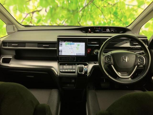 ステップワゴンスパーダ eHEVスパーダG・ホンダセンシング 新品タイヤ/純正 10インチ SDナビ/フリップダウンモニター 純正 9インチ/ホンダセンシング/両側電動スライドドア/車線逸脱防止支援システム/ヘッドランプ LED/USBジャック バックカメラ(4枚目)