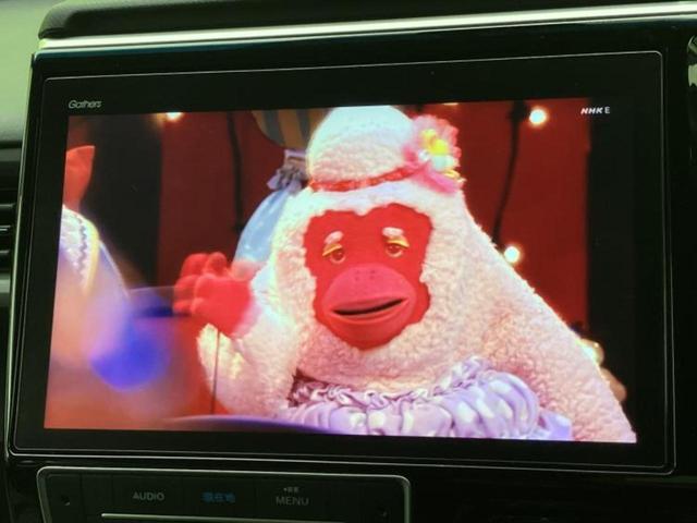 ステップワゴンスパーダ eHEVスパーダG・ホンダセンシング 新品タイヤ/純正 10インチ SDナビ/フリップダウンモニター 純正 9インチ/ホンダセンシング/両側電動スライドドア/車線逸脱防止支援システム/ヘッドランプ LED/USBジャック バックカメラ(13枚目)