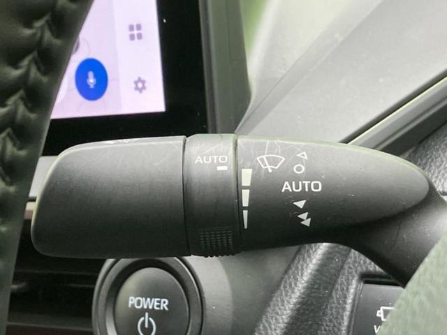 プリウス Ｚ　新品タイヤ／パノラマルーフ／ディスプレイオーディオ＋ナビ１２．３インチ／デジタルインナーミラー／トヨタセーフティセンス／エアーシート　前席／全方位モニター／車線逸脱防止支援システム　サンルーフ　ＥＴＣ（17枚目）